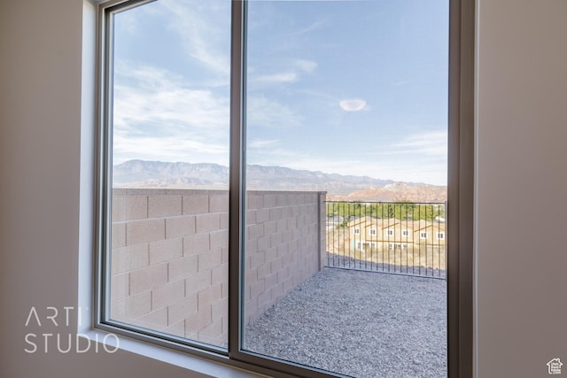2086 W 320 S, Hurricane, UT 84737 - balcony with a mountain view