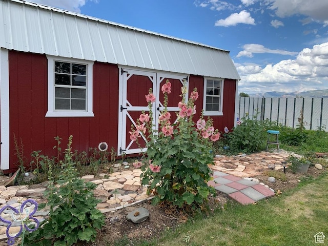 view of outbuilding