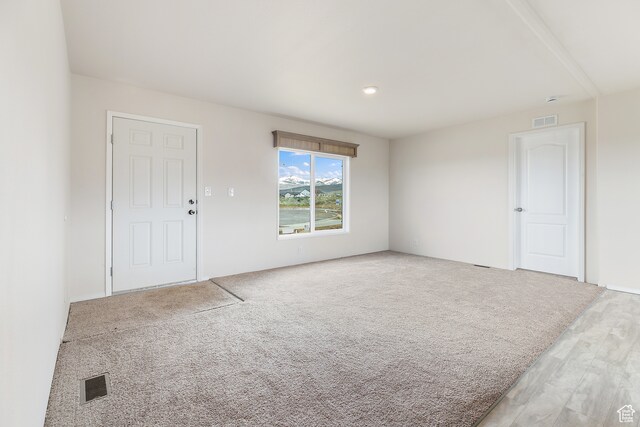 750 E 400 N Unit 220, Mount Pleasant, UT 84647 - unfurnished room with light colored carpet
