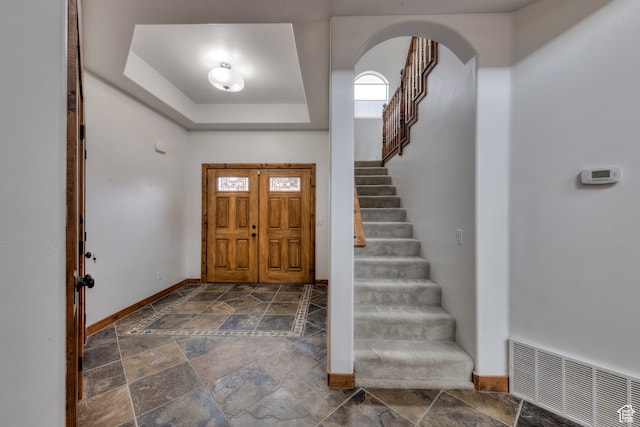 1145 E Bonita St, Moab, UT 84532 - tiled foyer featuring a raised ceiling