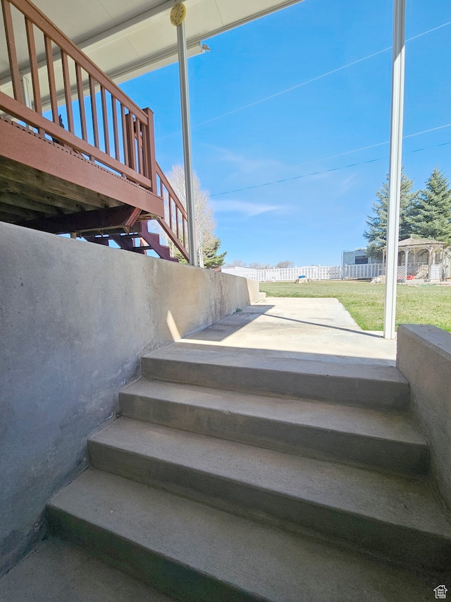 816 N 3500 W, Vernal, UT 84078 - view of staircase
