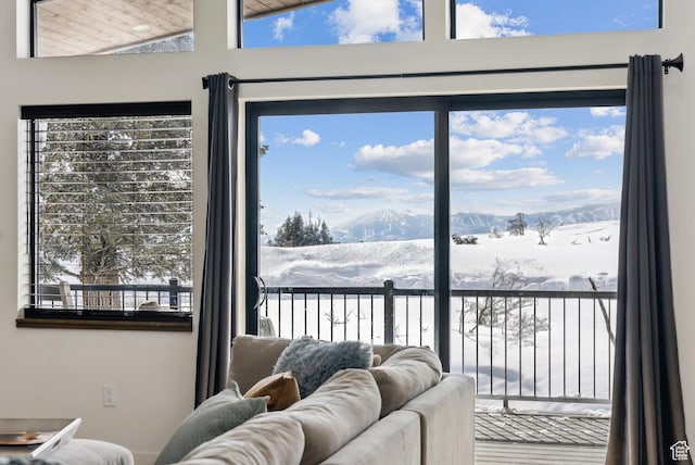 1430 W Arapaho Dr Unit 59, Coalville, UT 84017 - living room with a mountain view and plenty of natural light