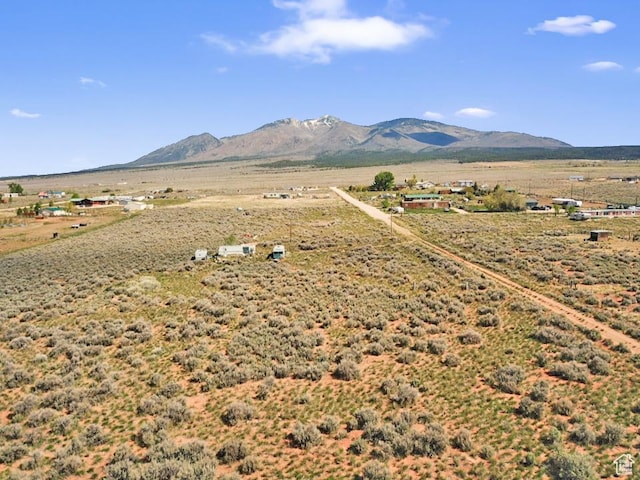 112 S Deeter Dr, La Sal, UT 84530