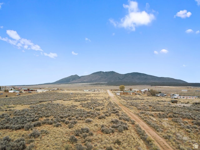 112 S Deeter Dr, La Sal, UT 84530