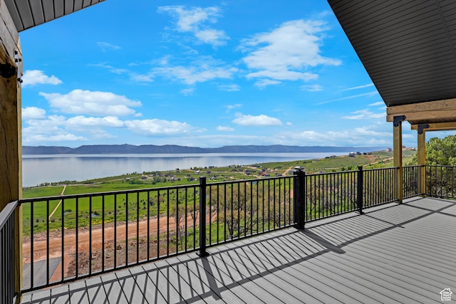 999 Cisco Run, Garden City, UT 84028 - balcony with a water and mountain view