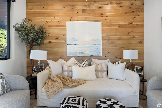940 S N View Cir Unit 12, Woodland Hills, UT 84653 - living room with wooden walls