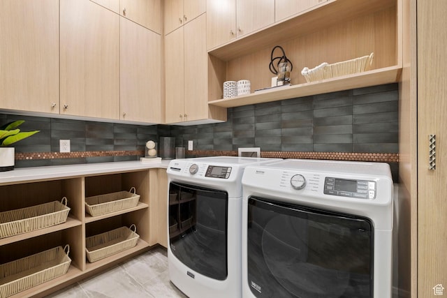 940 S N View Cir Unit 12, Woodland Hills, UT 84653 - laundry area featuring washer and clothes dryer and cabinets