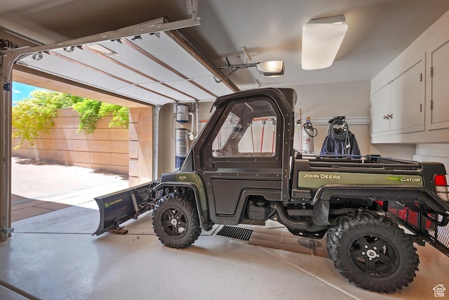 1559 E Tomahawk Dr N, Salt Lake City, UT 84103 - view of garage