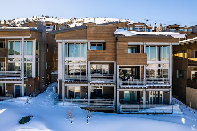 2752 W High Rd Unit 1501, Park City, UT 84098 - snow covered house featuring a balcony
