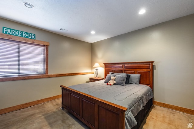 bedroom with visible vents, recessed lighting, light wood-type flooring, and baseboards