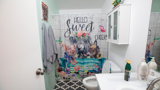 33432 W 8000 S, Duchesne, UT 84021 - full bathroom with a shower with shower curtain and vanity