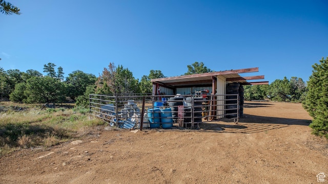 33432 W 8000 S, Duchesne, UT 84021 - view of outbuilding with an exterior structure