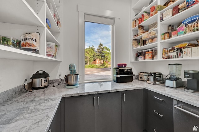 8122 S Willow Creek Cv, Cottonwood Heights, UT 84093 - view of pantry