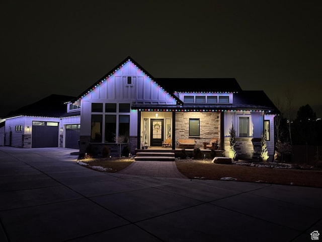 8122 S Willow Creek Cv, Cottonwood Heights, UT 84093 - view of front of home with a garage