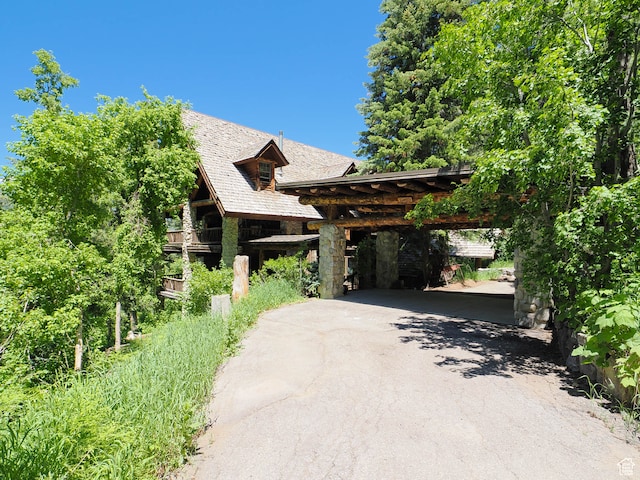 2718 E Stewart Rd, Sundance, UT 84604 - view of front of home featuring a carport