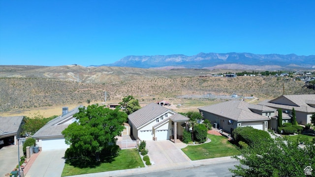 bird's eye view with a mountain view