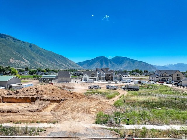 property view of mountains