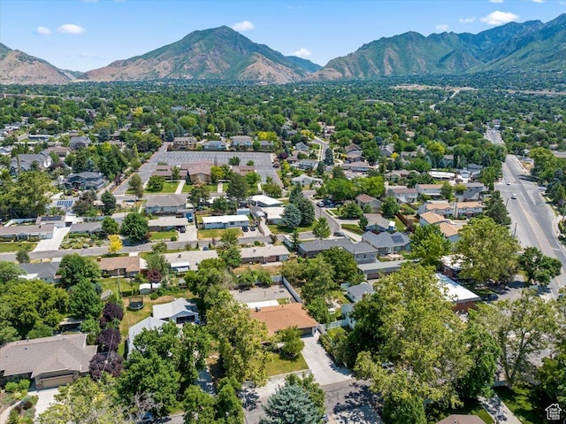 bird's eye view featuring a mountain view