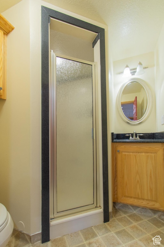 560 N 400 W, Smithfield, UT 84335 - full bath featuring a shower stall, toilet, and vanity