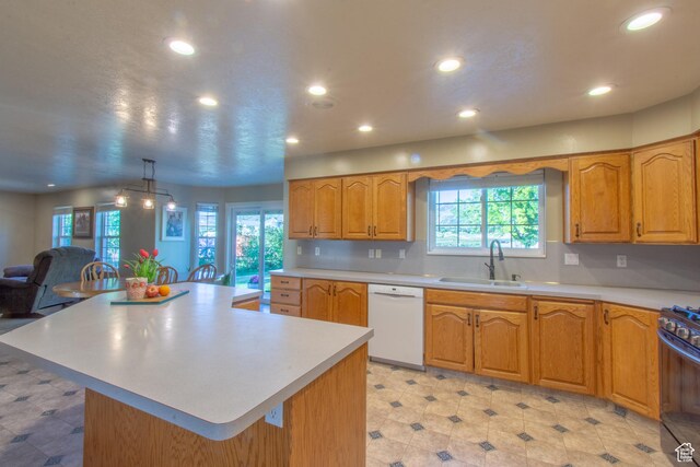 560 N 400 W, Smithfield, UT 84335 - kitchen with recessed lighting, light countertops, dishwasher, a sink, and black range with gas cooktop