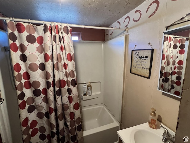 736 E Hatchery Rd, Bicknell, UT 84715 - full bath featuring shower / bathtub combination with curtain and a sink