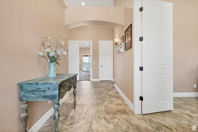 1536 S Cliff Dr, Apple Valley, UT 84737 - corridor featuring a towering ceiling