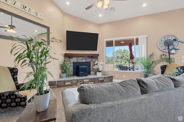 1536 S Cliff Dr, Apple Valley, UT 84737 - living room with ceiling fan