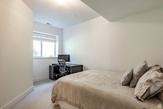 8389 N Pointe Dr, Park City, UT 84098 - carpeted bedroom featuring baseboards and visible vents