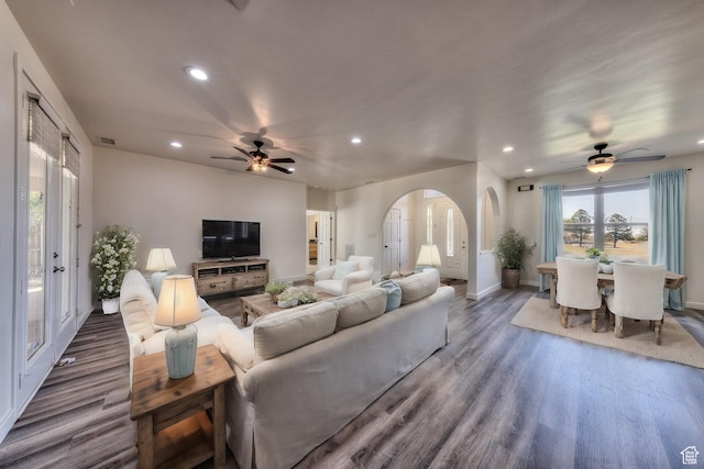 4119 Valle Del Sol Dr, Moab, UT 84532 - living area featuring recessed lighting, arched walkways, and ceiling fan