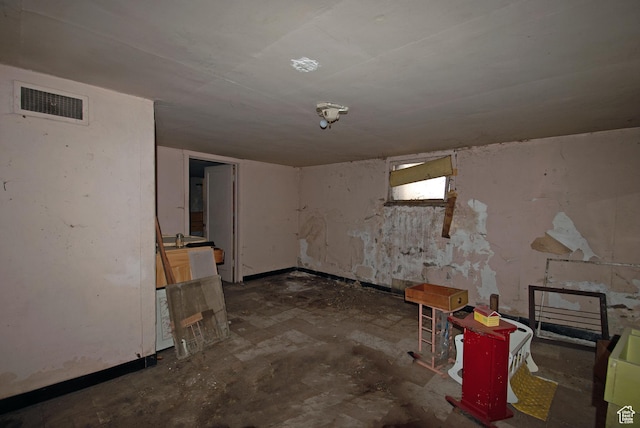 465 N 100 E, Tooele, UT 84074 - basement with baseboards