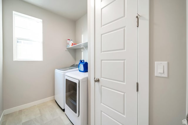6618 N Furner Rdg, Eagle Mountain, UT 84005 - washroom with washer and clothes dryer