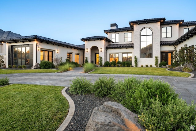 3905 S Quarry Ridge Dr, St George, UT 84790 - mediterranean / spanish house with a front yard