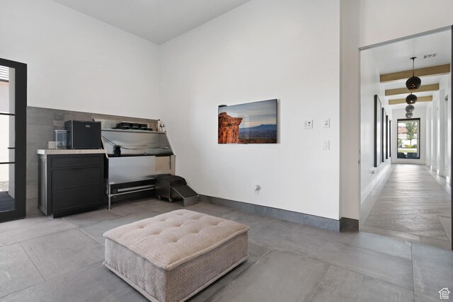 3905 S Quarry Ridge Dr, St George, UT 84790 - interior space featuring a towering ceiling