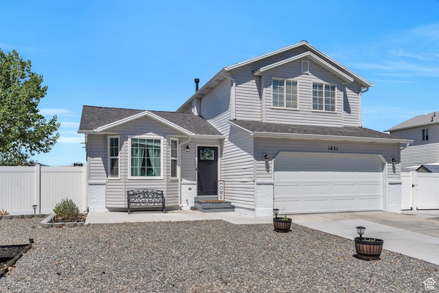 view of front facade featuring a garage