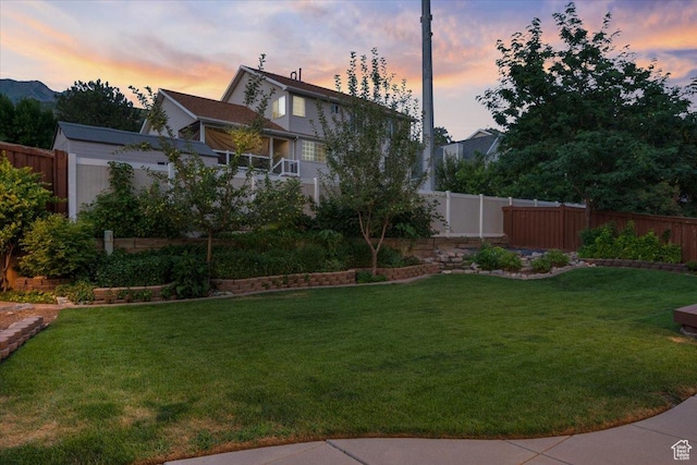 view of yard featuring a fenced backyard