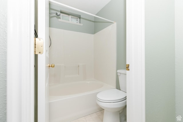 596 Eagle Dr, Preston, ID 83263 - bathroom with shower / tub combination and toilet