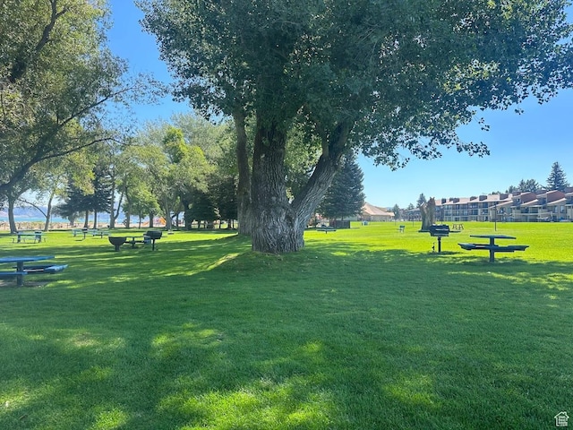 2176 S Bear Lake Blvd S Unit 452, Garden City, UT 84028 - view of home's community with a yard