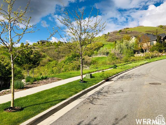 367 E Hidden Lake Dr, Bountiful, UT 84010 - photo 6