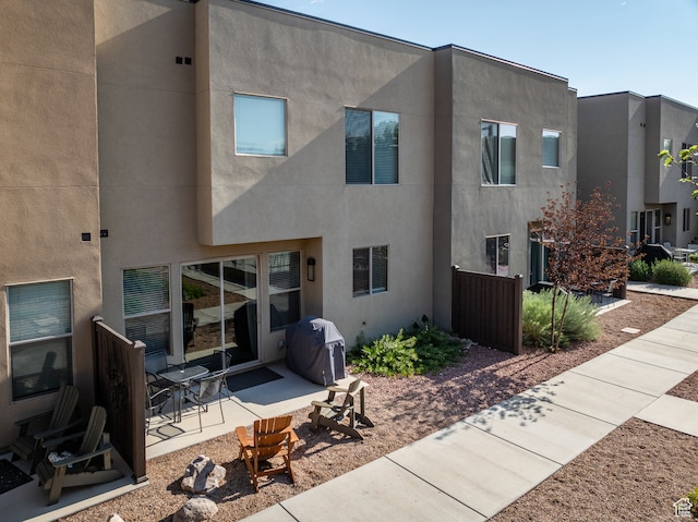 635 W 0470 N, Moab, UT 84532 - rear view of house featuring a patio