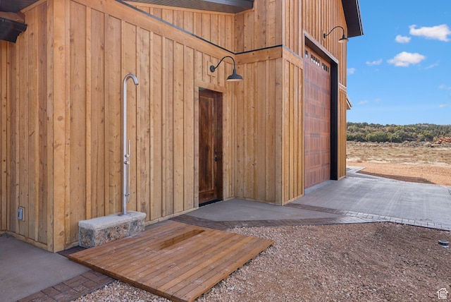 5605 N Johnson Canyon Rd, Kanab, UT 84741 - view of garage