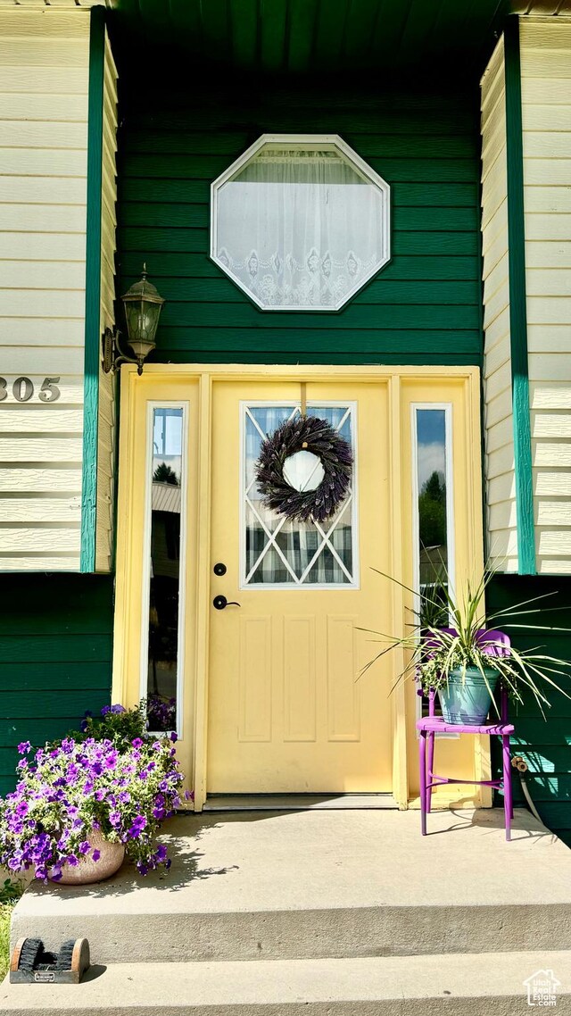 805 E 2910 S, Vernal, UT 84078 - doorway to property featuring covered porch