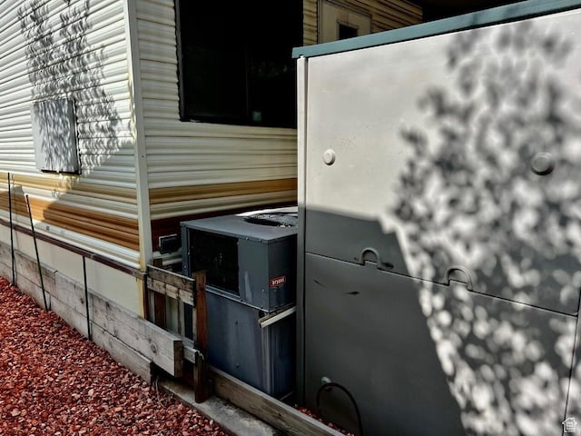 1150 W Red Hills Pkwy # 1, Washington, UT 84780 - view of exterior details