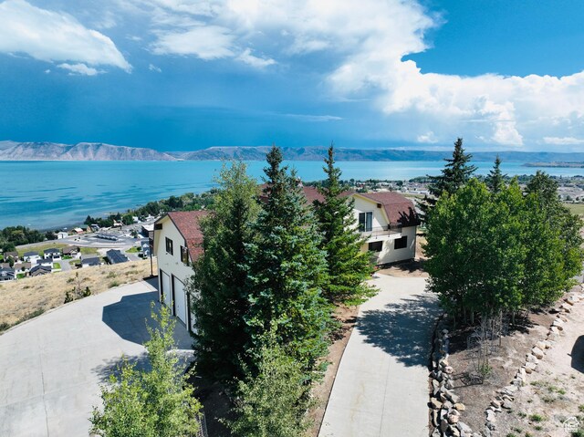 588 W Raspberry Patch Rd, Garden City, UT 84028 - bird's eye view with a water and mountain view