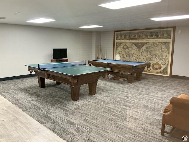playroom featuring pool table, visible vents, and baseboards