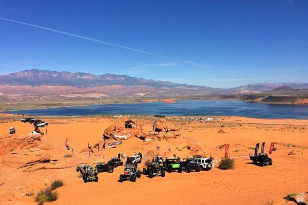 2596 S Gritton St, Hurricane, UT 84737 - water view with a mountain view