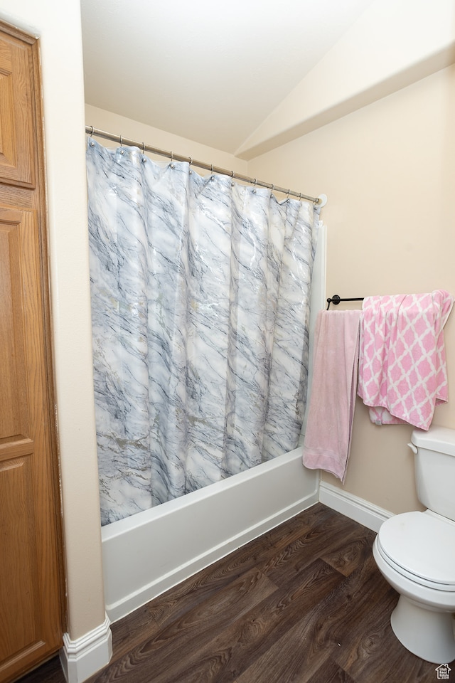 310 S 100 W, Centerfield, UT 84622 - bathroom with hardwood / wood-style flooring, toilet, shower / bathtub combination with curtain, and lofted ceiling