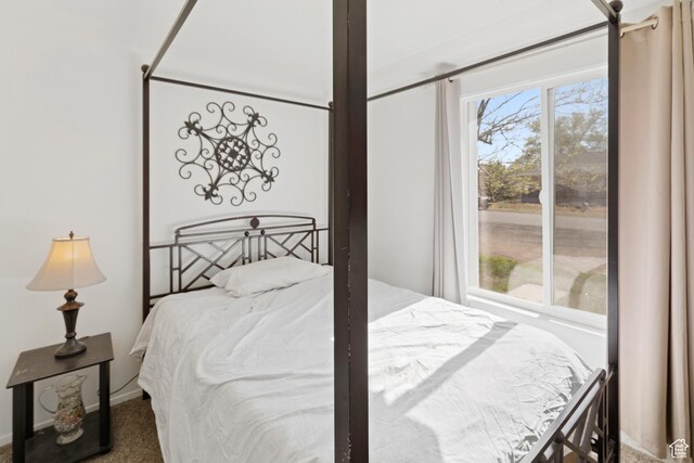 bedroom featuring carpet flooring