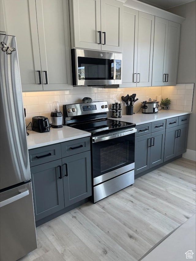 2226 S 2925 W, Cedar City, UT 84720 - kitchen featuring gray cabinets, appliances with stainless steel finishes, and light countertops
