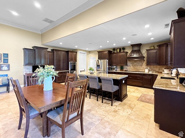 1542 S Valley View Dr, Perry, UT 84302 - dining room featuring visible vents, ornamental molding, baseboards, and recessed lighting
