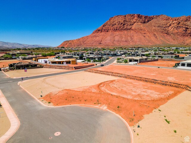 747 Crimson Flare Ln, Ivins, UT 84738